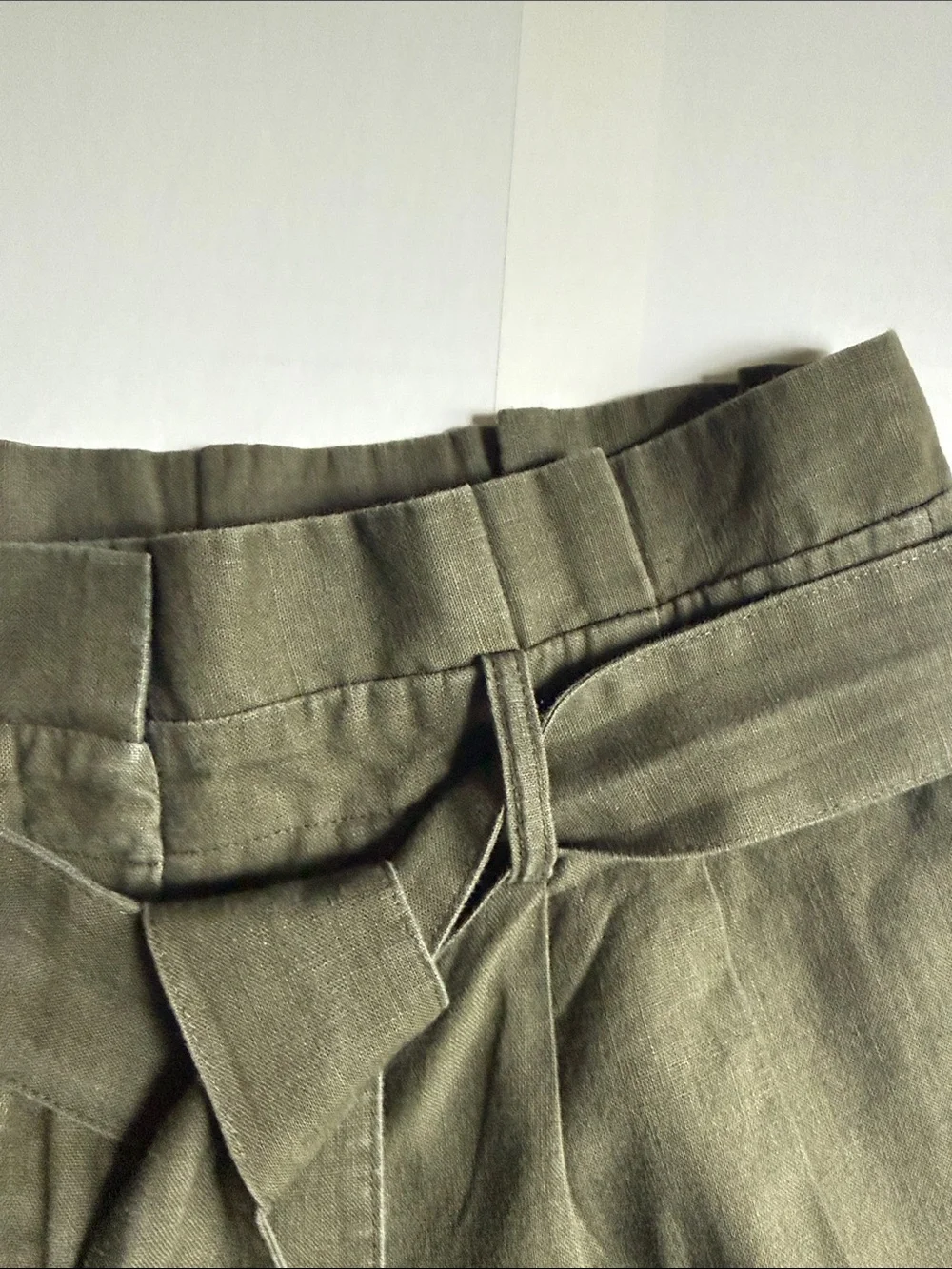 Boden Olive Paperbag Waist Chinos with Self-Tie Belt Size 4